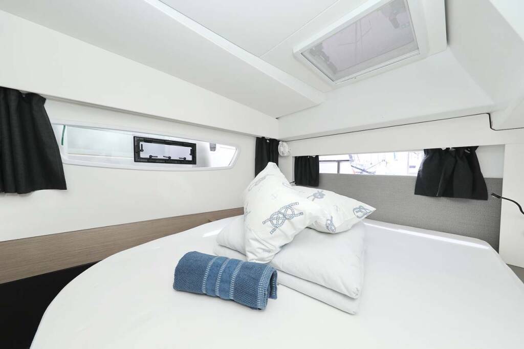 Fountaine Pajot Astrea 42 La Mula