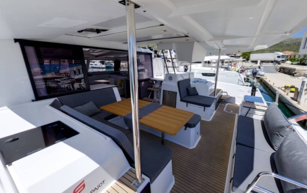 Fountaine Pajot Astrea 42 Magic Summer