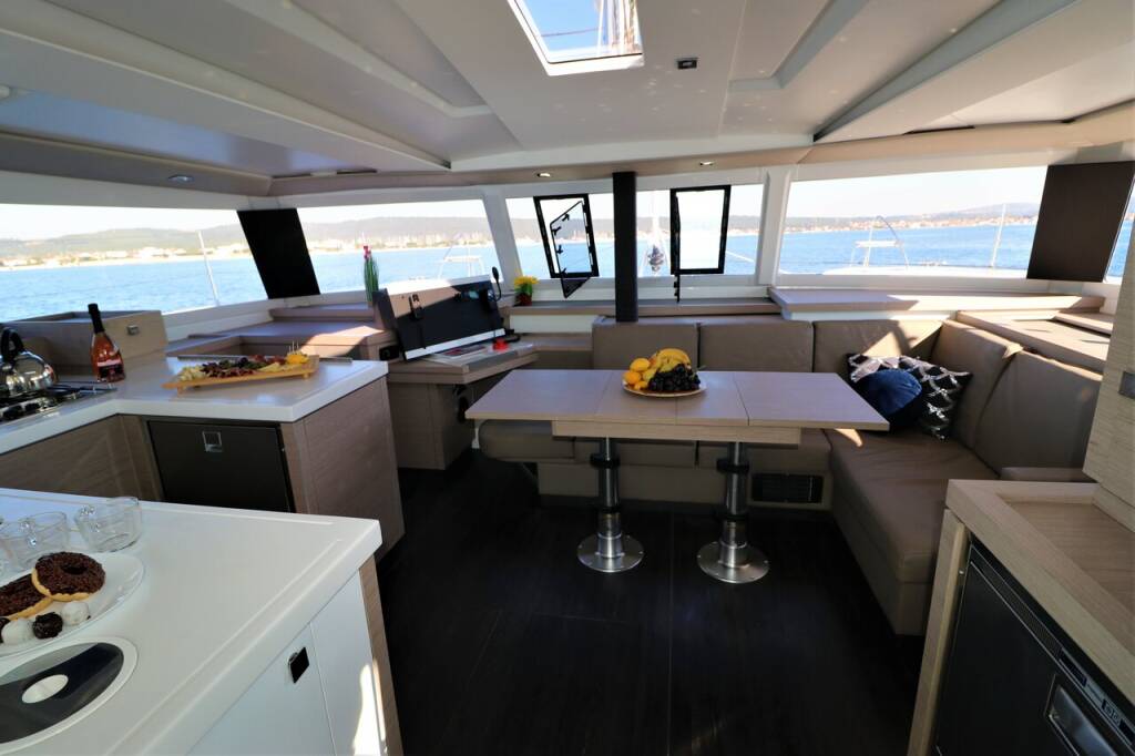 Fountaine Pajot Astrea 42 Mouse