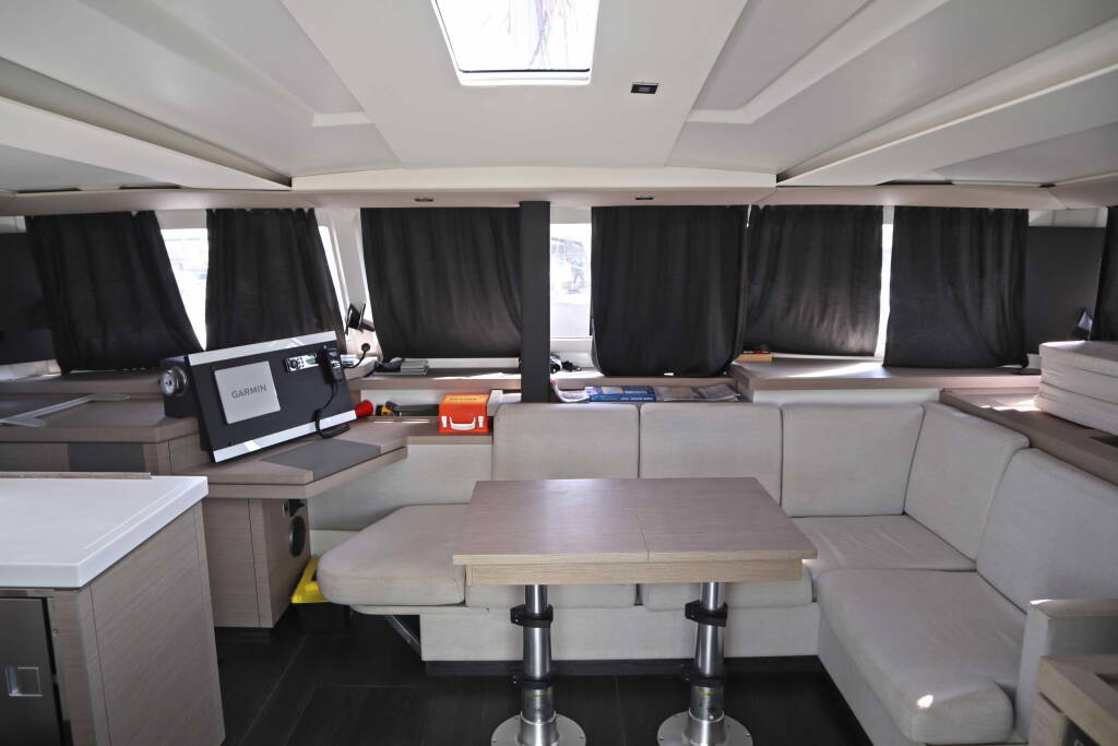 Fountaine Pajot Astrea 42 CLASS