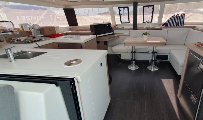 Fountaine Pajot Astrea 42 Crazy Diamond