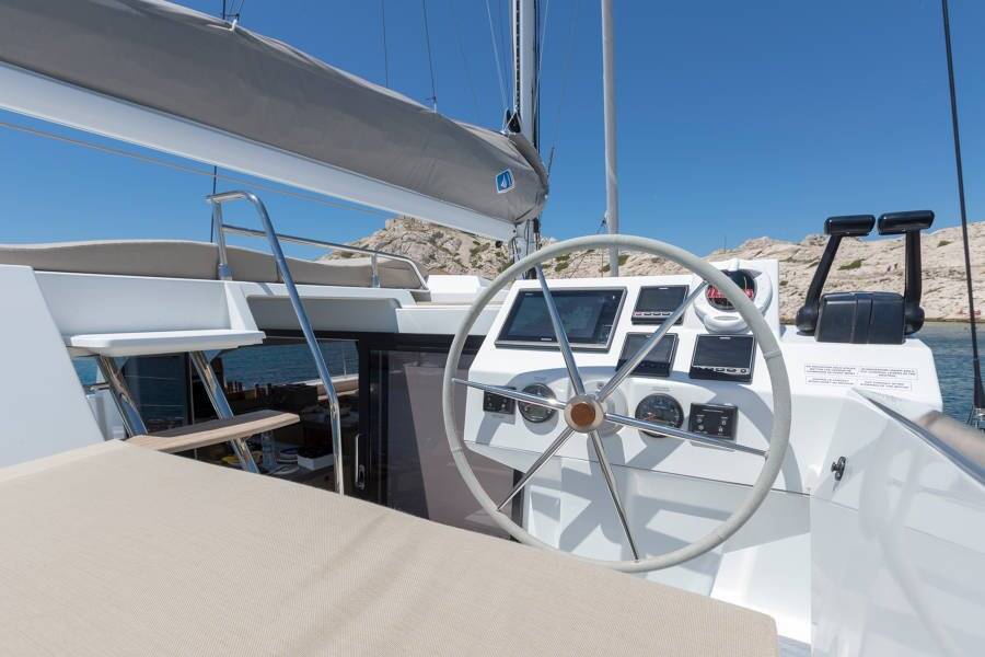 Fountaine Pajot Astrea 42 Sirius 1