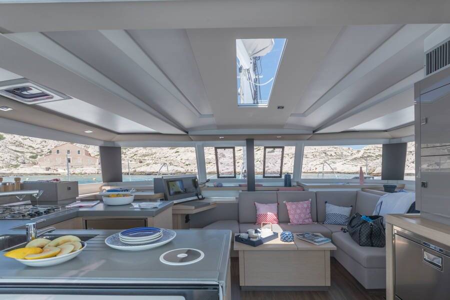 Fountaine Pajot Astrea 42 Sirius 1