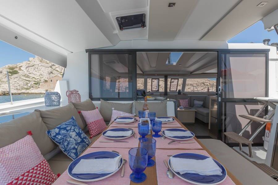 Fountaine Pajot Astrea 42 Sirius 1