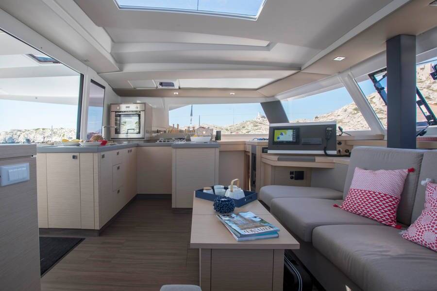 Fountaine Pajot Astrea 42 Sirius 1