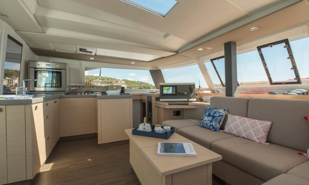 Fountaine Pajot Astrea 42 Sirius 1