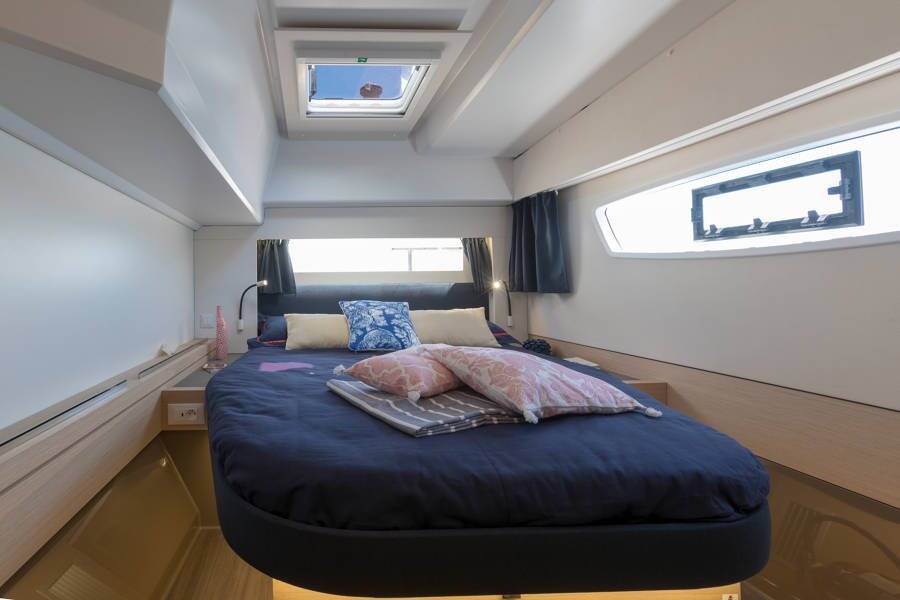 Fountaine Pajot Astrea 42 Sirius 1