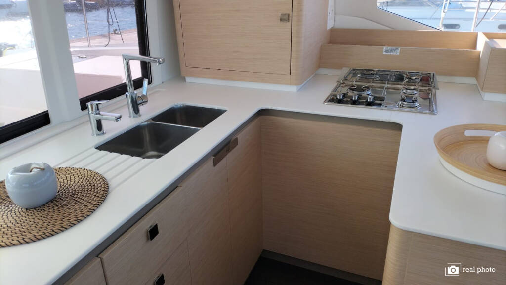 Fountaine Pajot Astrea 42 Amapola