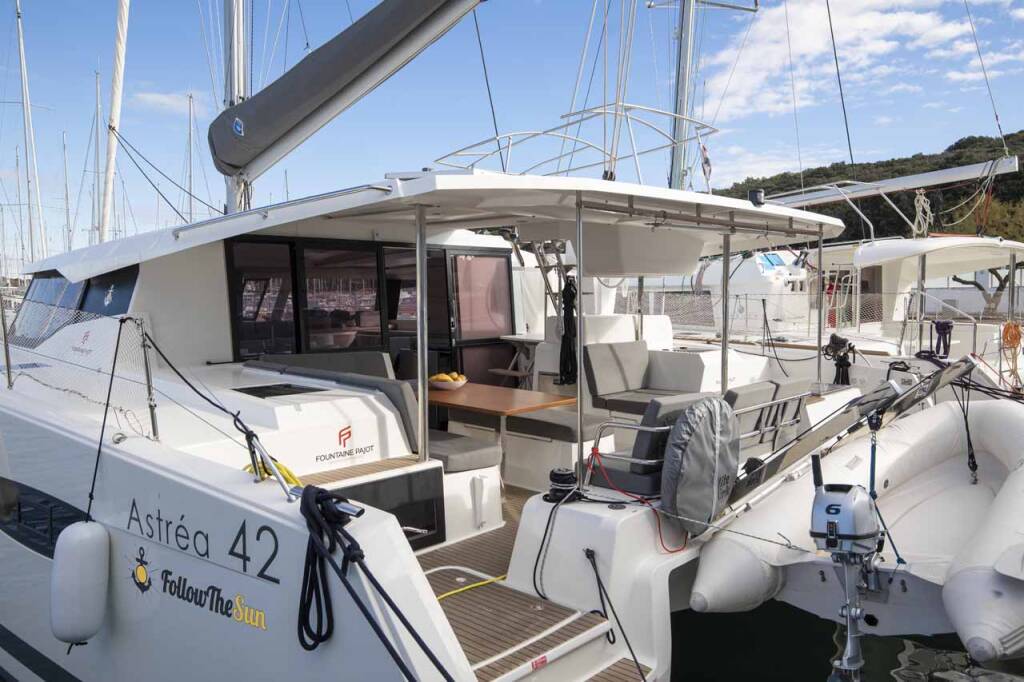 Fountaine Pajot Astrea 42 Follow the Sun