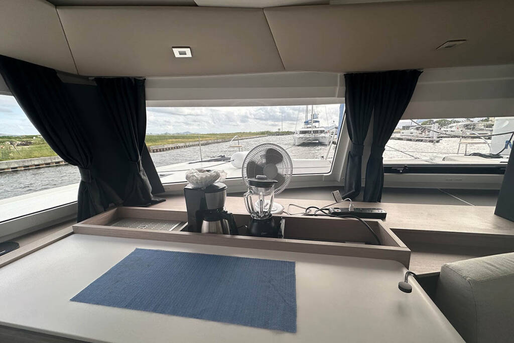 Fountaine Pajot Aura 51 Endless Summer