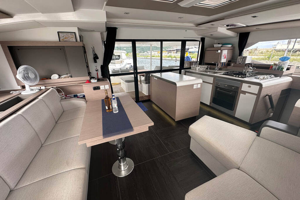 Fountaine Pajot Aura 51 Endless Summer