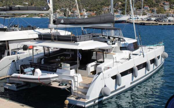 Fountaine Pajot Aura 51 Three Dee