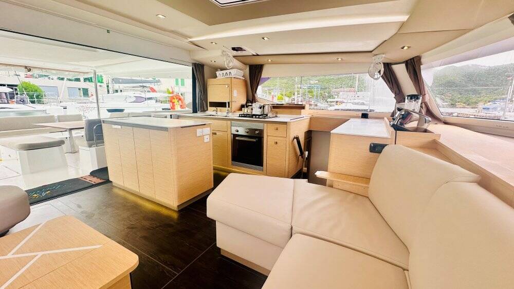 Fountaine Pajot Aura 51 Freedom