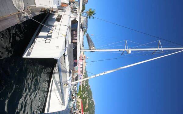 Fountaine Pajot Elba 45 Fiyolo