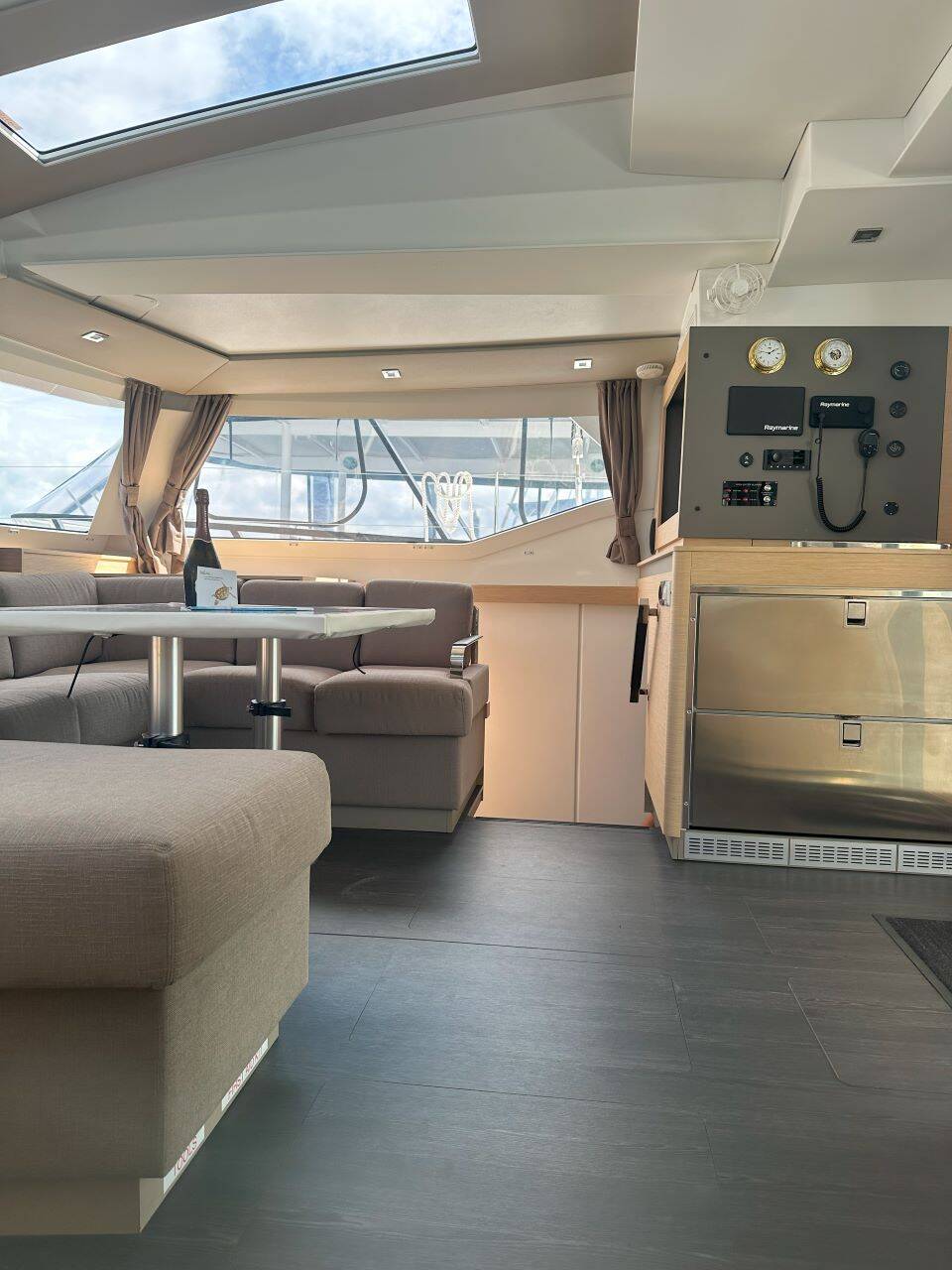 Fountaine Pajot Elba 45 FOLLOW THE SUN