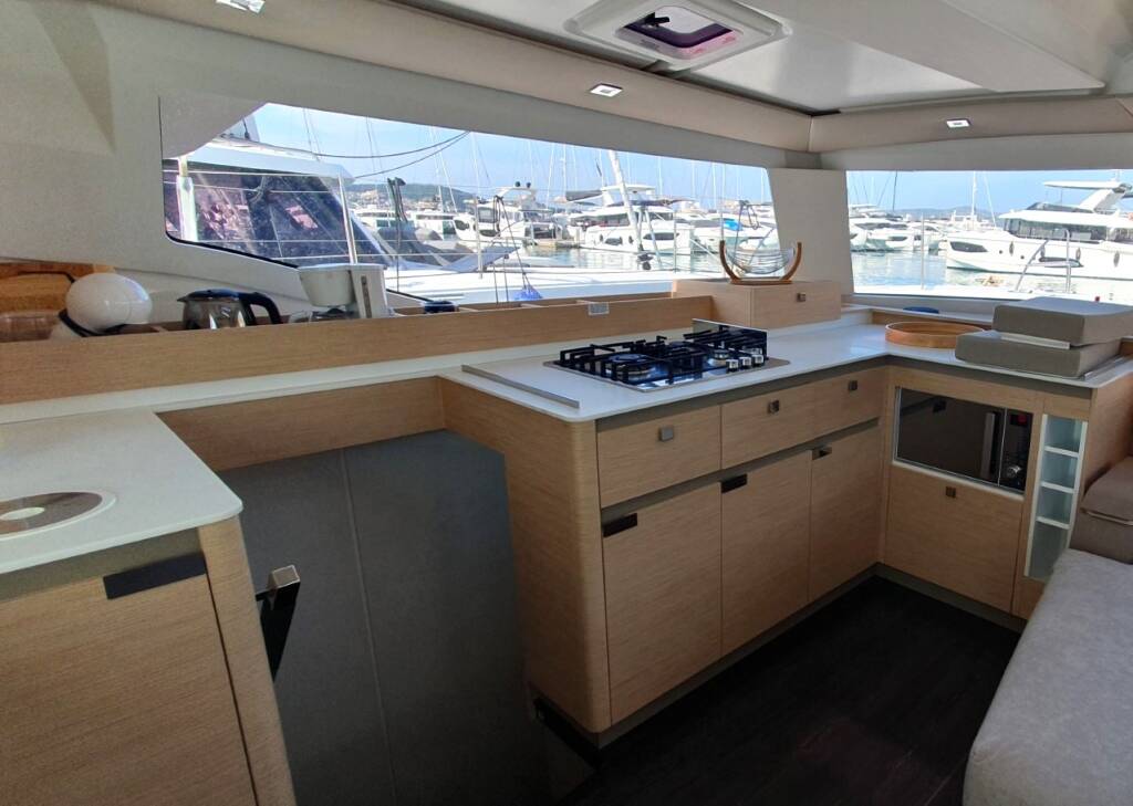 Fountaine Pajot Elba 45 Adria Blue