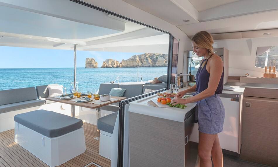 Fountaine Pajot Elba 45 Winged Arrow II