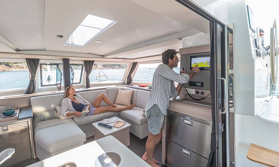 Fountaine Pajot Isla 40 SEA BREEZE 