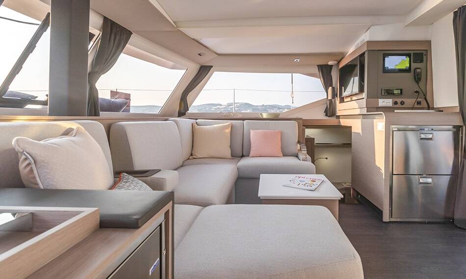 Fountaine Pajot Isla 40 SEA BREEZE 