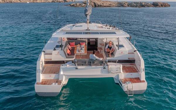 Fountaine Pajot Isla 40 Ares X