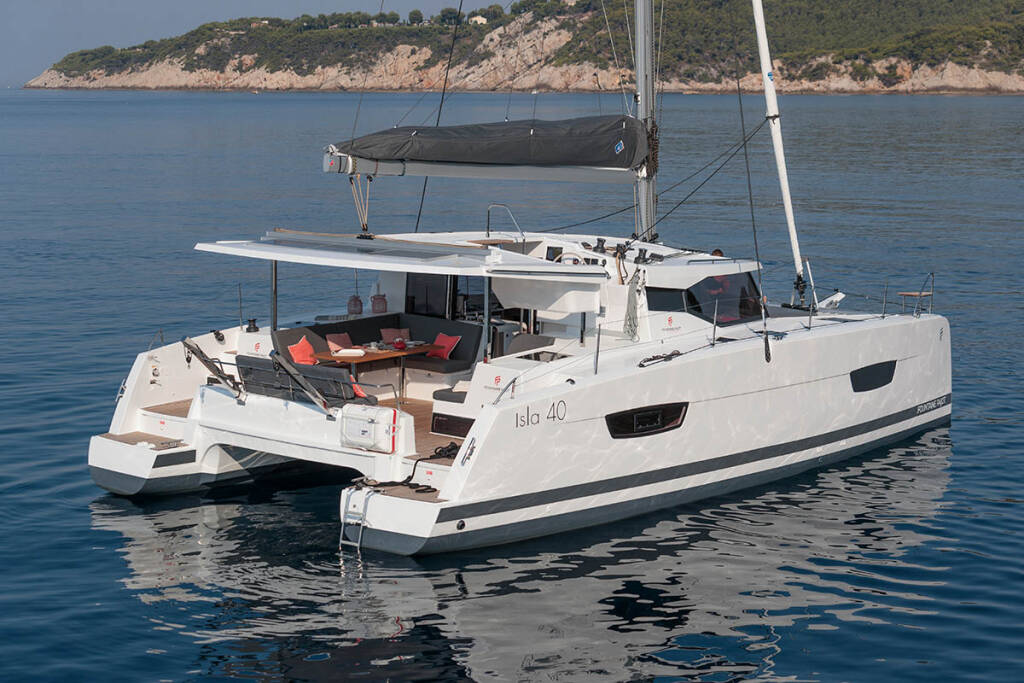 Fountaine Pajot Isla 40 Monkey Puppy