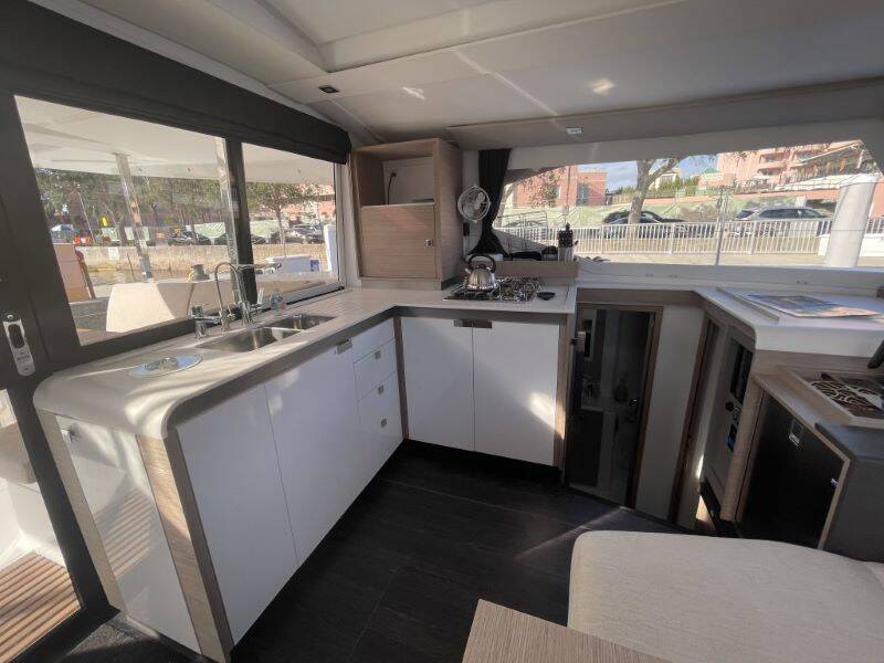 Fountaine Pajot Isla 40 Second Wind