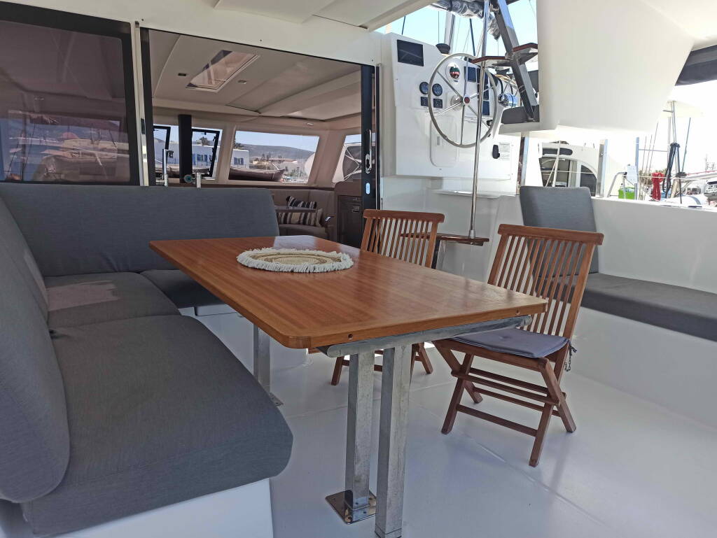 Fountaine Pajot Isla 40 PRESTIGE