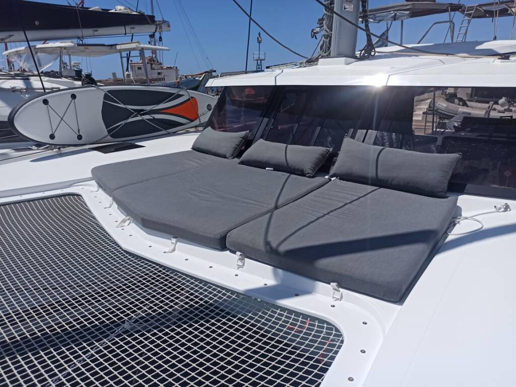 Fountaine Pajot Isla 40 Almiriki