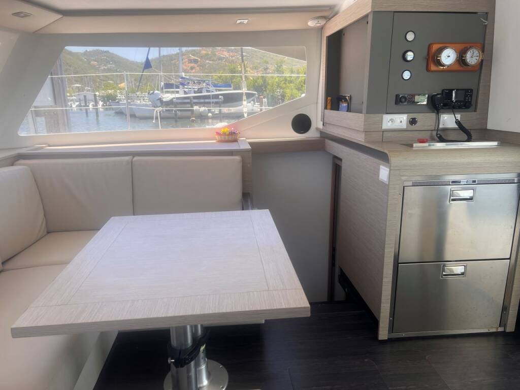 Fountaine Pajot Isla 40 CALICO