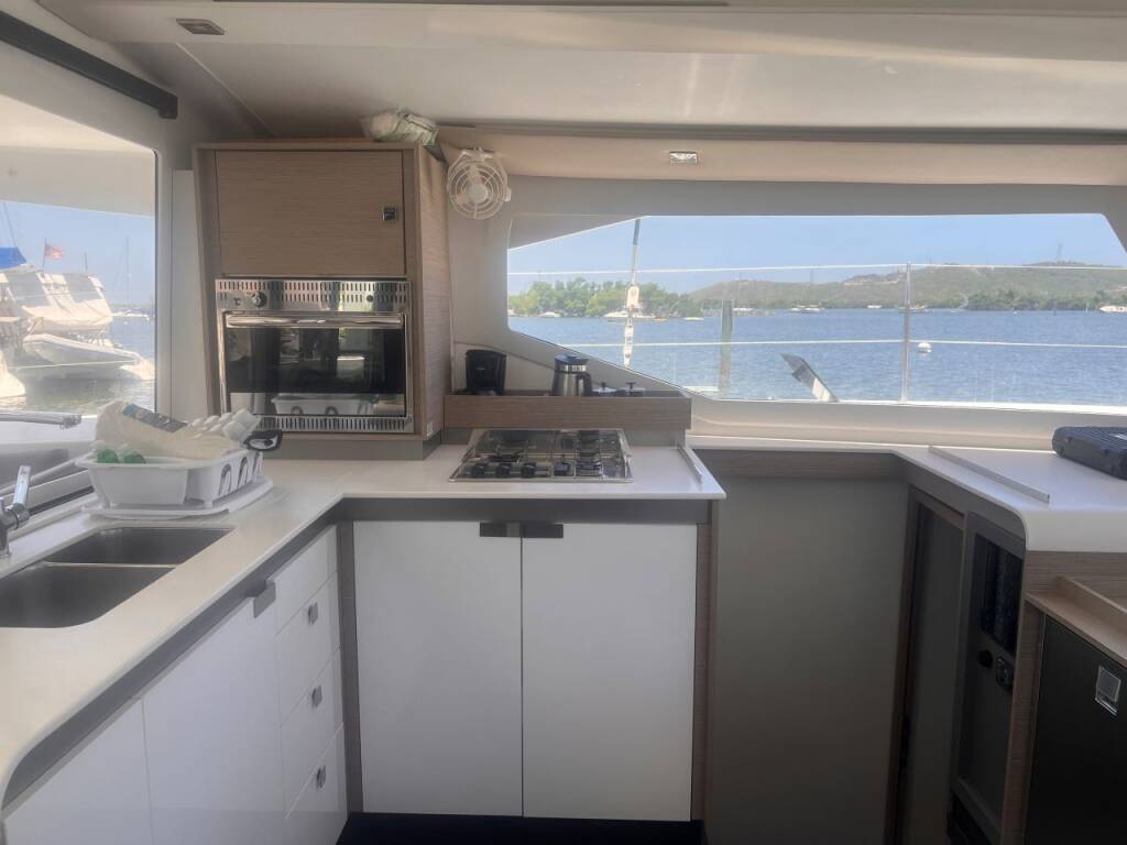 Fountaine Pajot Isla 40 CALICO