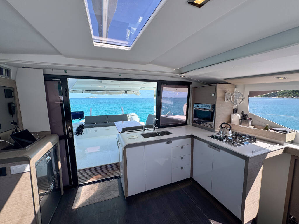 Fountaine Pajot Isla 40 Déjà Vu