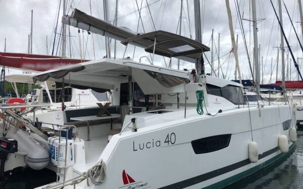 Fountaine Pajot Lucia 40 FLAMBOYANT 