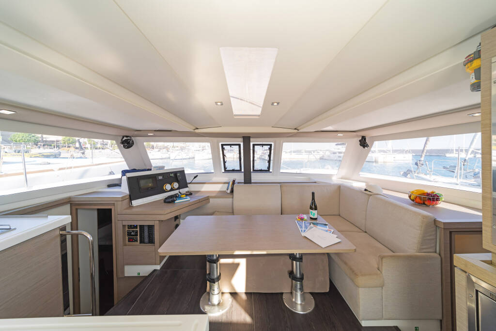 Fountaine Pajot Lucia 40 Fortuna