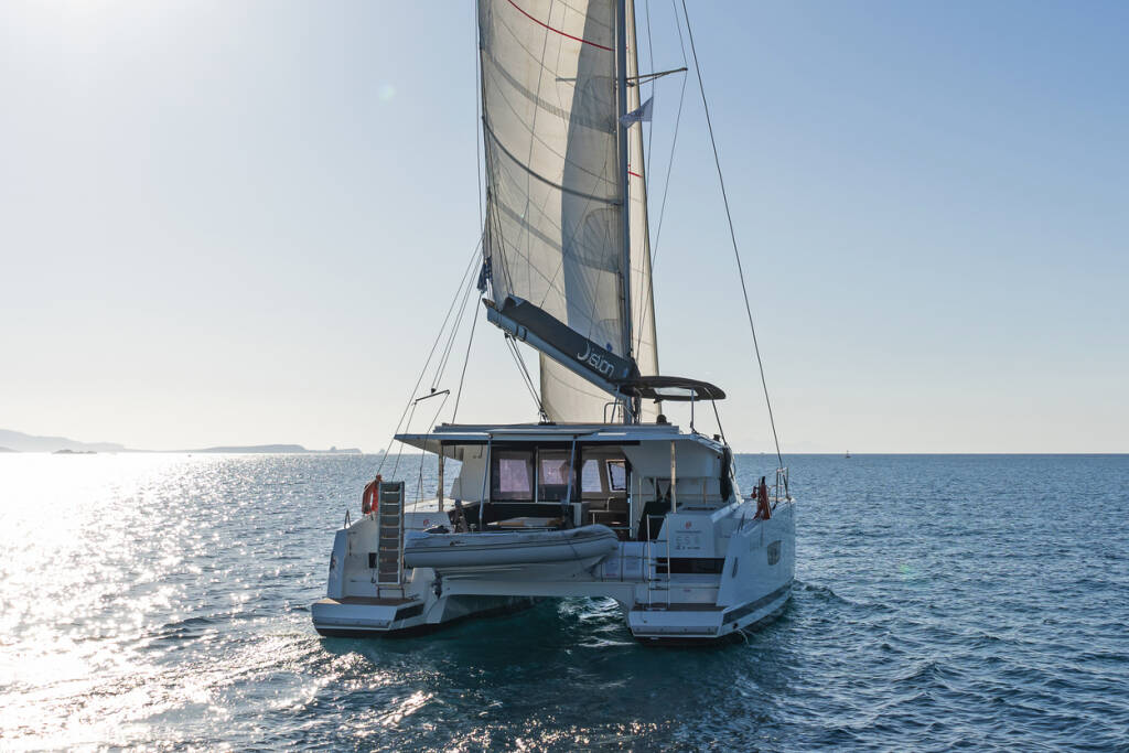 Fountaine Pajot Lucia 40 E.S. II