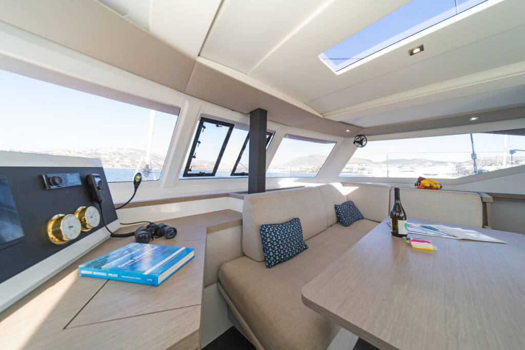 Fountaine Pajot Lucia 40 E.S. II