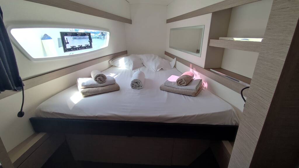 Fountaine Pajot Lucia 40 SALAKO II