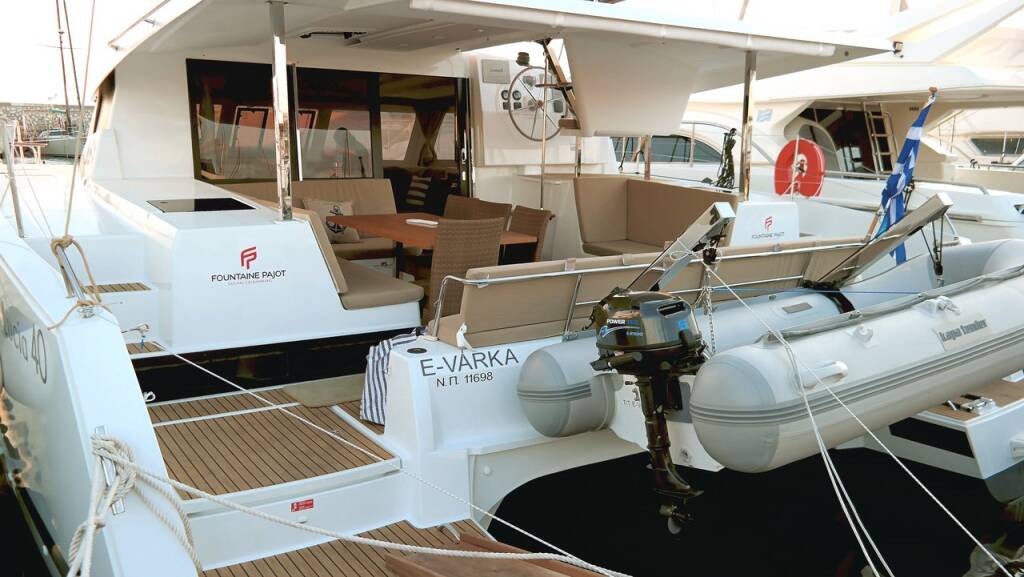 Fountaine Pajot Lucia 40 E-Varka