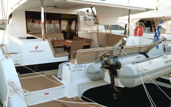 Fountaine Pajot Lucia 40 E-Varka