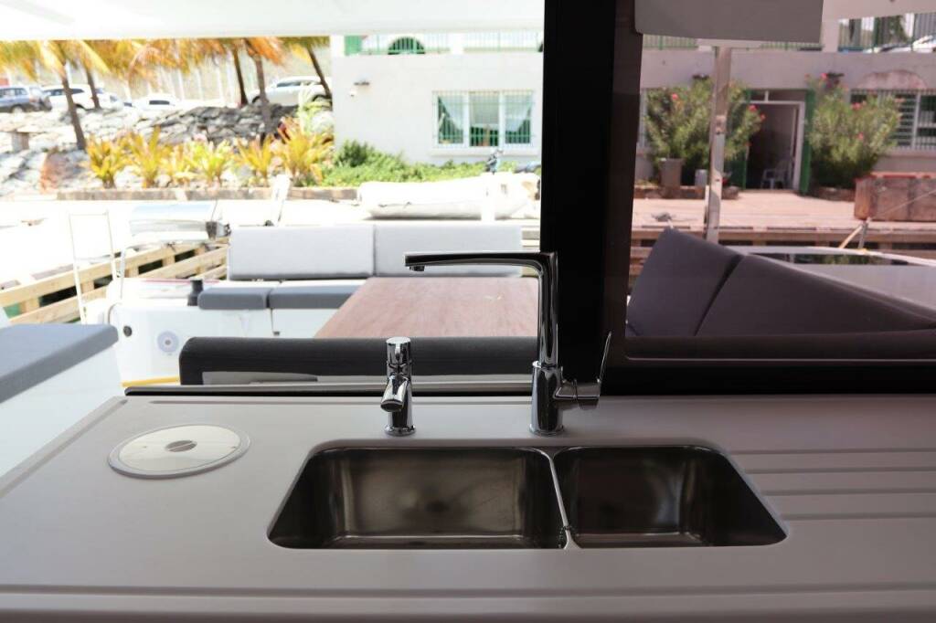 Fountaine Pajot Lucia 40 Wish You Were Here