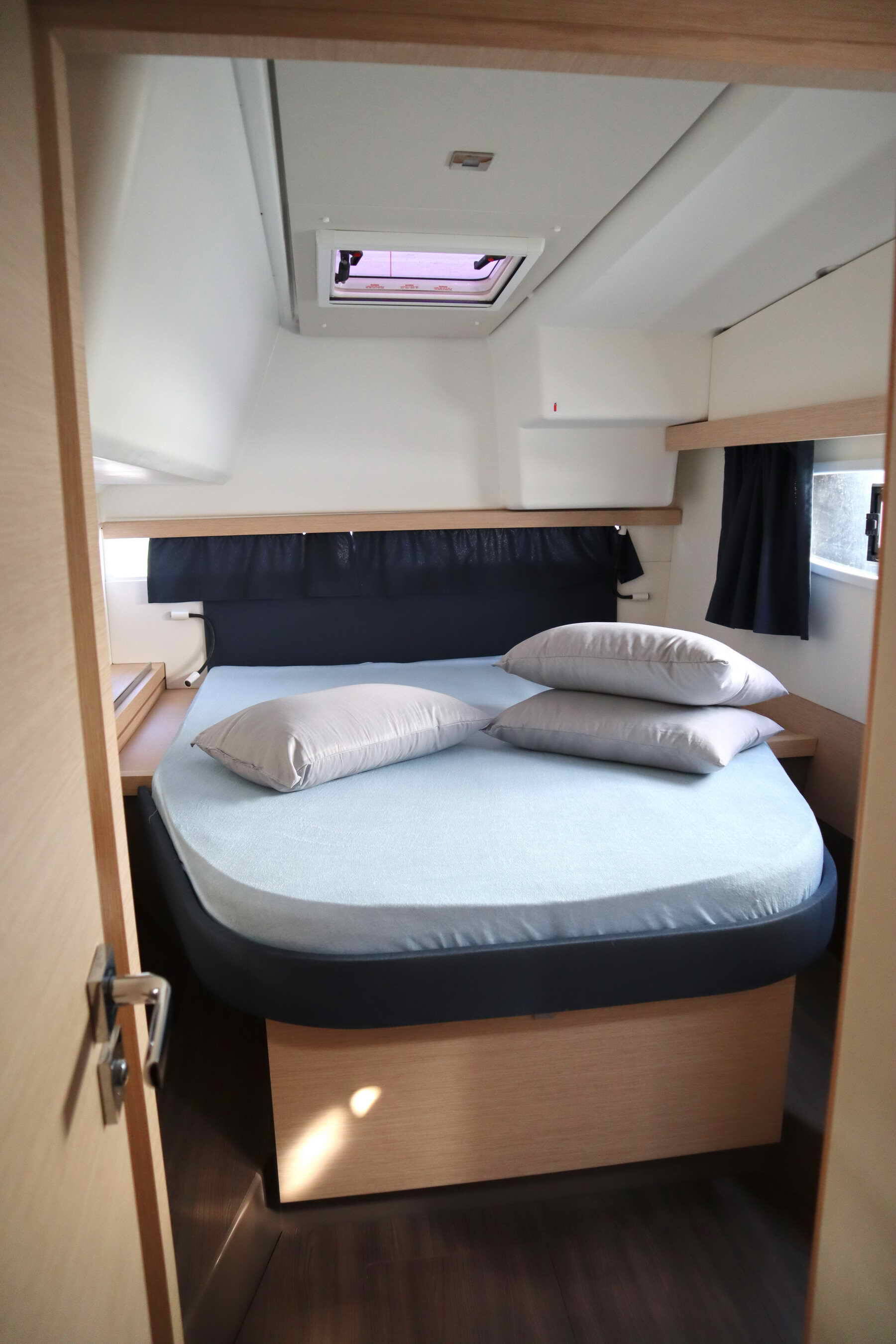 Fountaine Pajot Lucia 40 ECONOMY