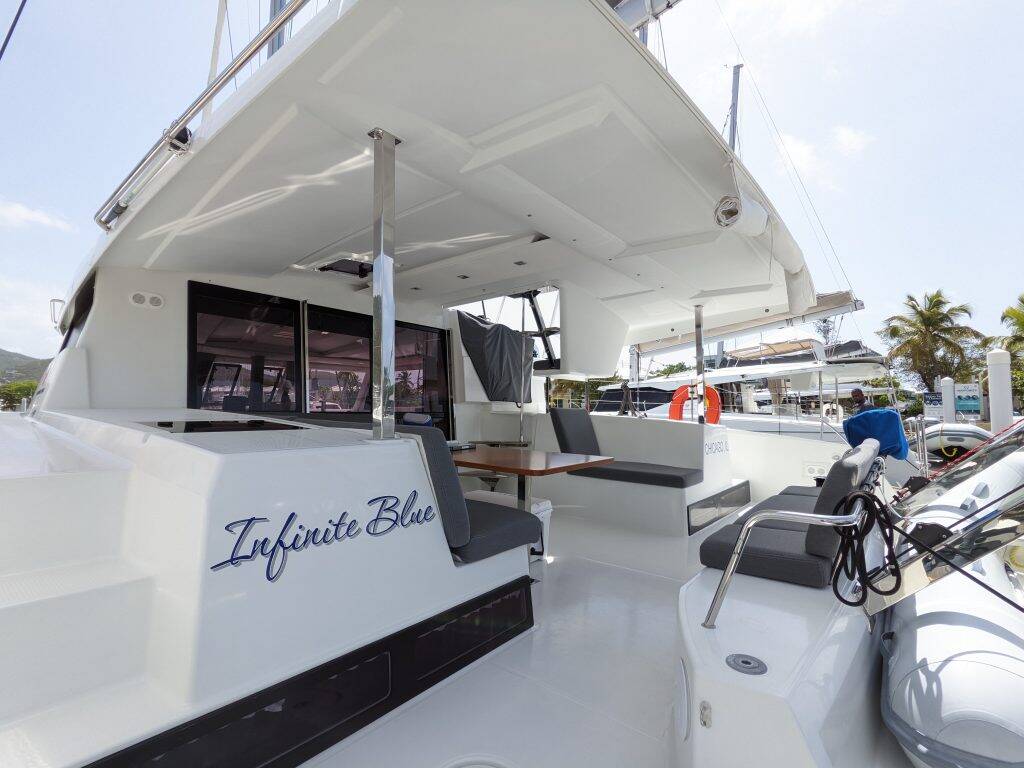 Fountaine Pajot Lucia 40 Infinite Blue