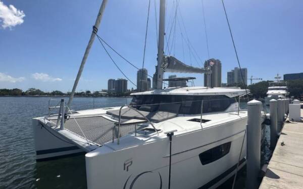 Fountaine Pajot Lucia 40 Oasis