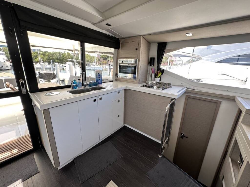 Fountaine Pajot Lucia 40 Oasis