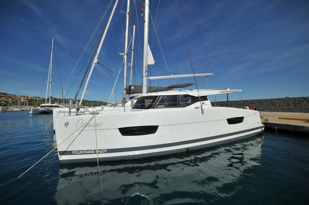 Fountaine Pajot Lucia 40 Caruso