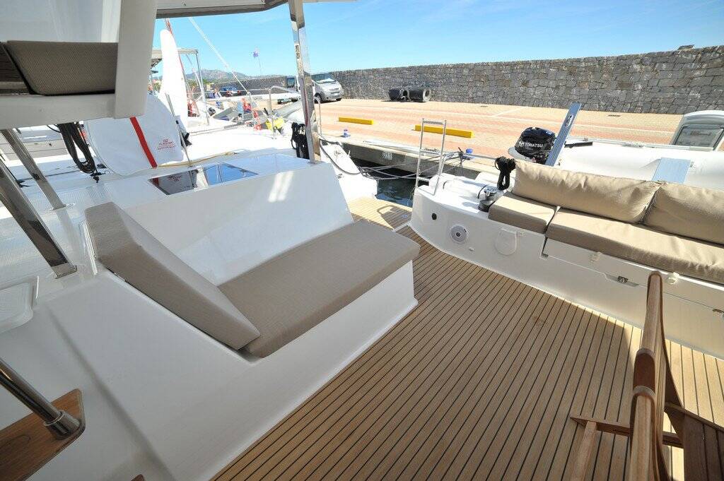 Fountaine Pajot Lucia 40 Caruso