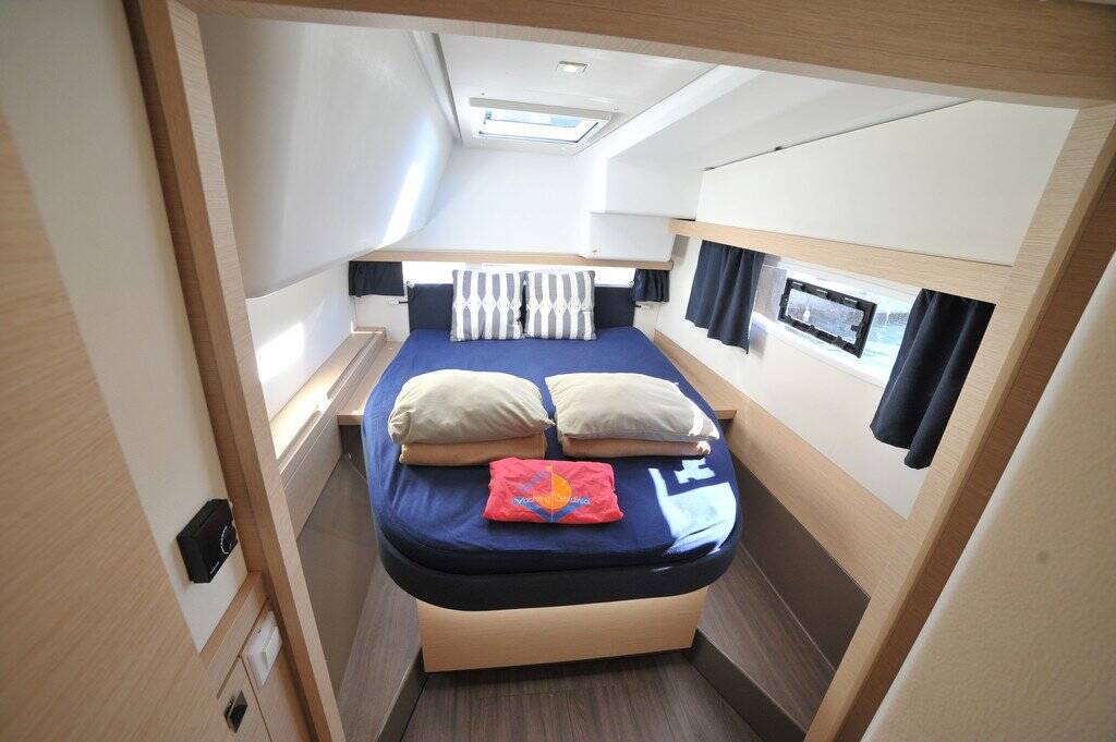 Fountaine Pajot Lucia 40 Caruso