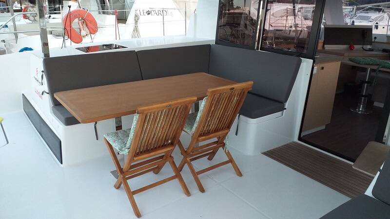 Fountaine Pajot Lucia 40 El Camino