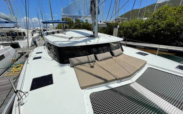 Fountaine Pajot Lucia 40 Admira