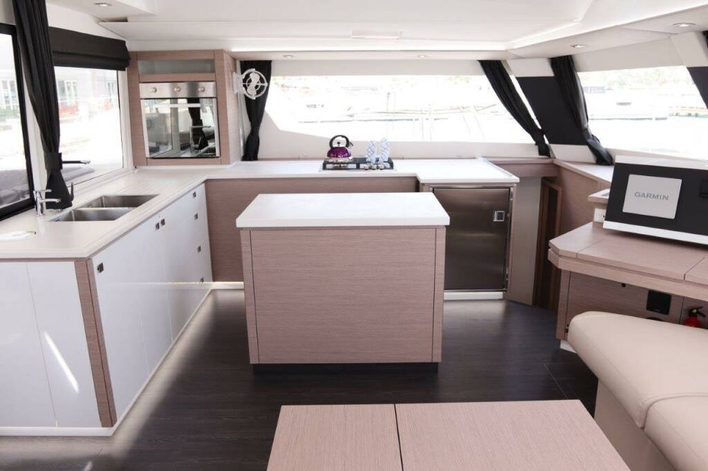 Fountaine Pajot Saba 50 Serenata