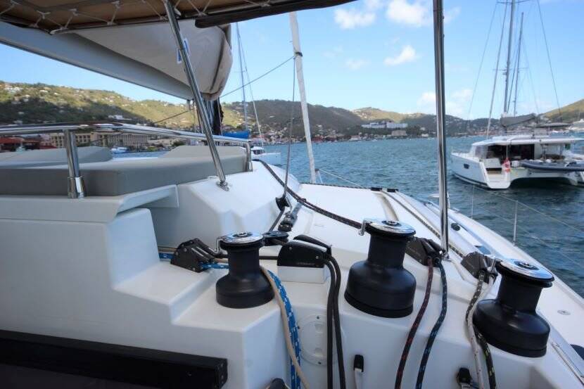 Fountaine Pajot Saba 50 Apres Ski